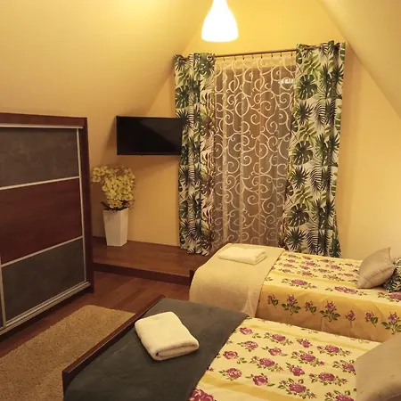 Bebenkowie Affittacamere Białka